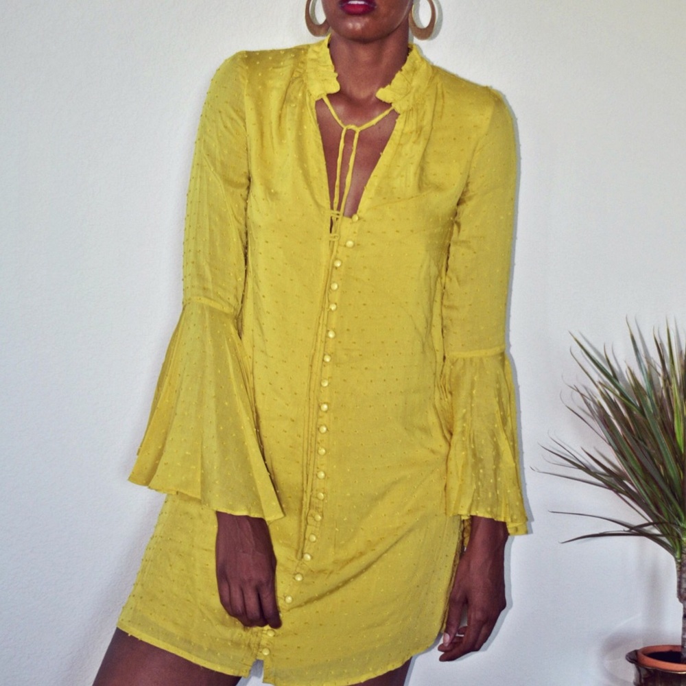 GIANNI BINI BELL SLEEVE MINI DRESS